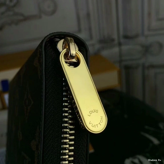 LOUIS VUITTON ORGANIZER ZIPPY 0813